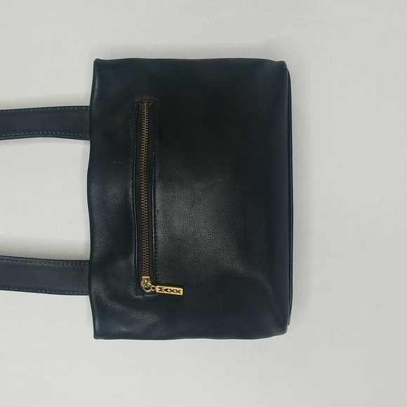 MAXX NEW YORK BLACK LEATHER CROSSBODY BAG - Picture 2 of 8